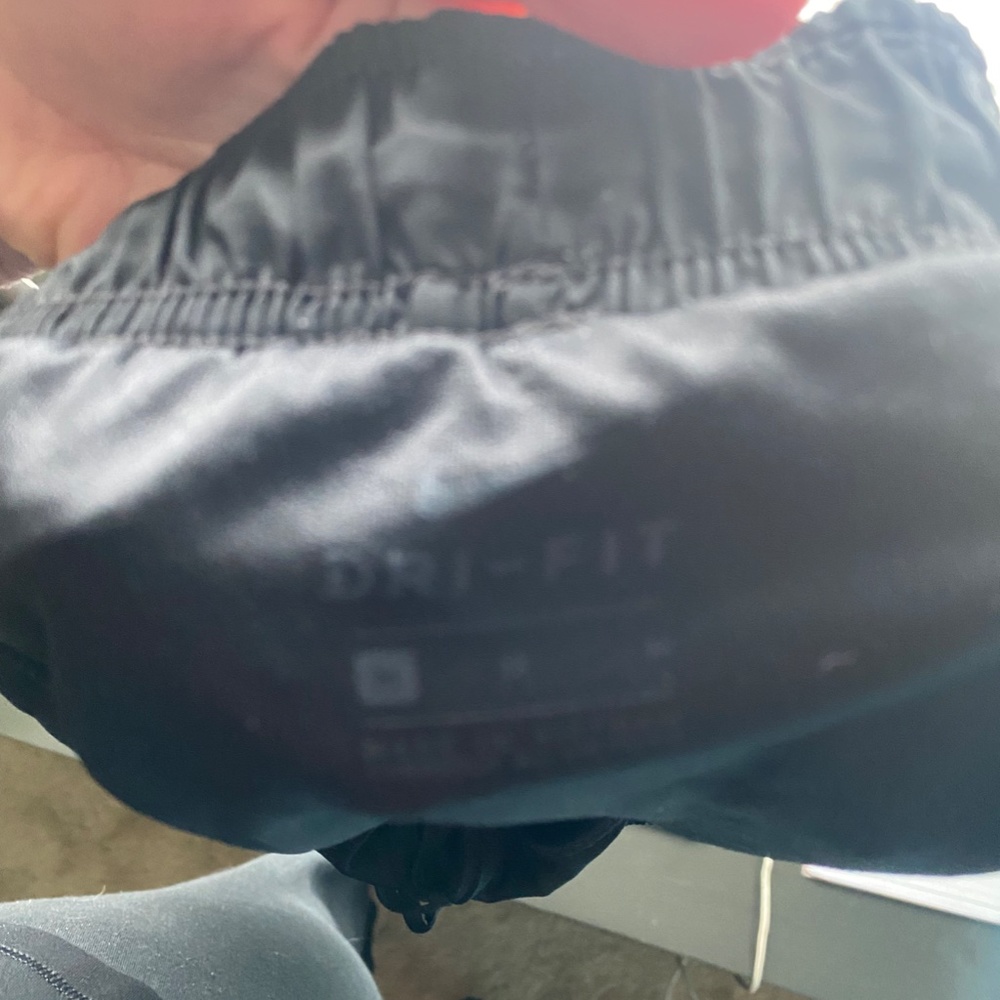 Nike Dry fit shorts - Picture 3 of 5
